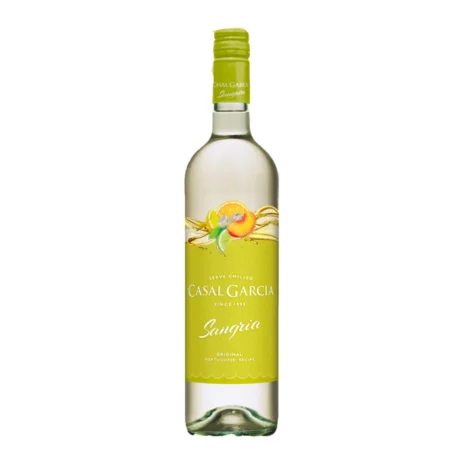 Casal Garcia White Sangria, featuring a clear, bright liquid with citrus and tropical fruit notes, available for delivery in Amman.